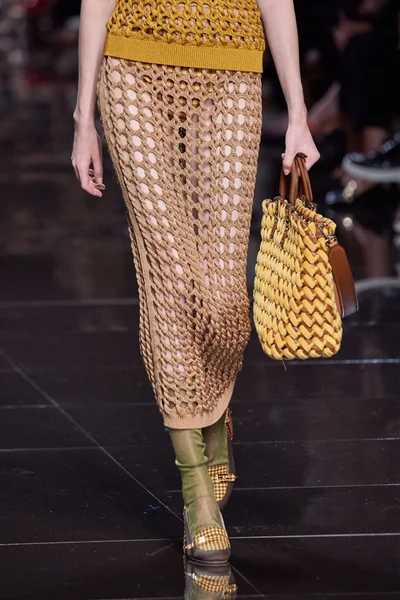 Look 85